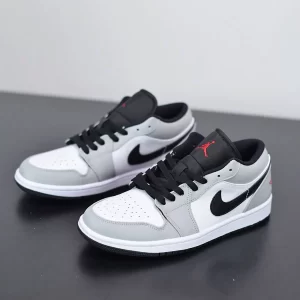 Air Jordan 1 Low ‘Light Smoke Grey’ 553558-030