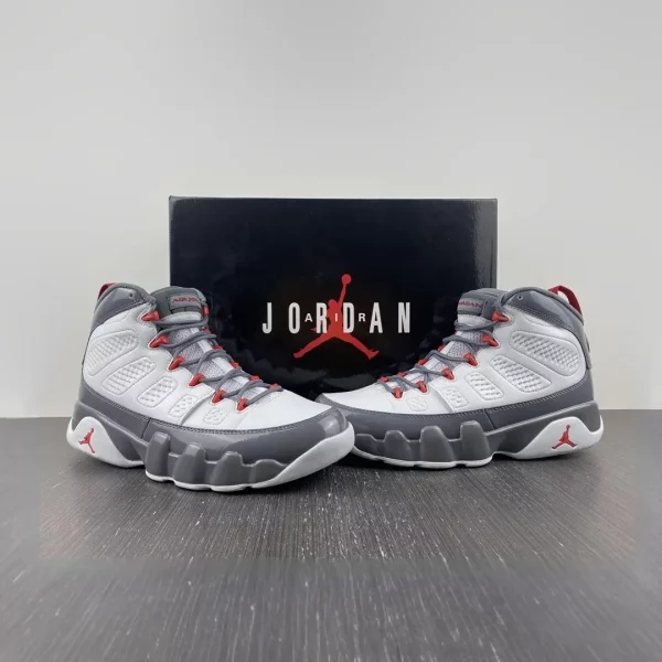 Air Jordan 9 Retro ‘Fire Red’ CT8019-162