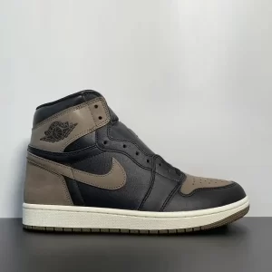 Air Jordan 1 Retro High OG ‘Palomino’ Black/Metallic Gold DZ5485-020