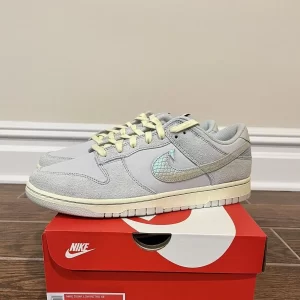 Dunk Low SE Gone Fishing ‘Chinook Salmon’ Photon Dust DV7210-001