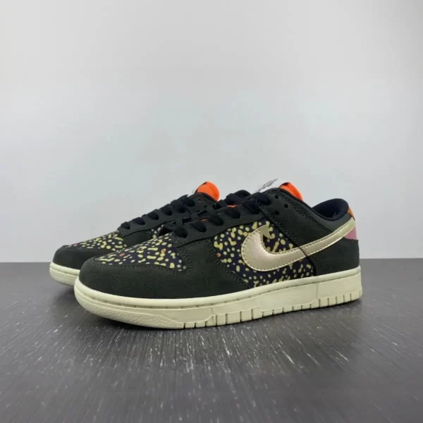 Dunk Low SE ‘Rainbow Trout’ Sequoia Green FN7523-300