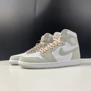 Air Jordan 1 Retro High OG ‘Seafoam’ CD0461-002 (Wmns)