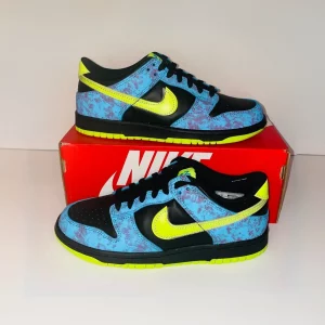 Dunk Low SE ‘Let’s Dance’ Black/Baltic Blue/Volt DV1694-900 (GS)