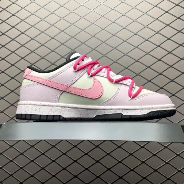 Nike SB Dunk Low Light Pink FD4623-151 Lifestyle Shoes (Wmns)