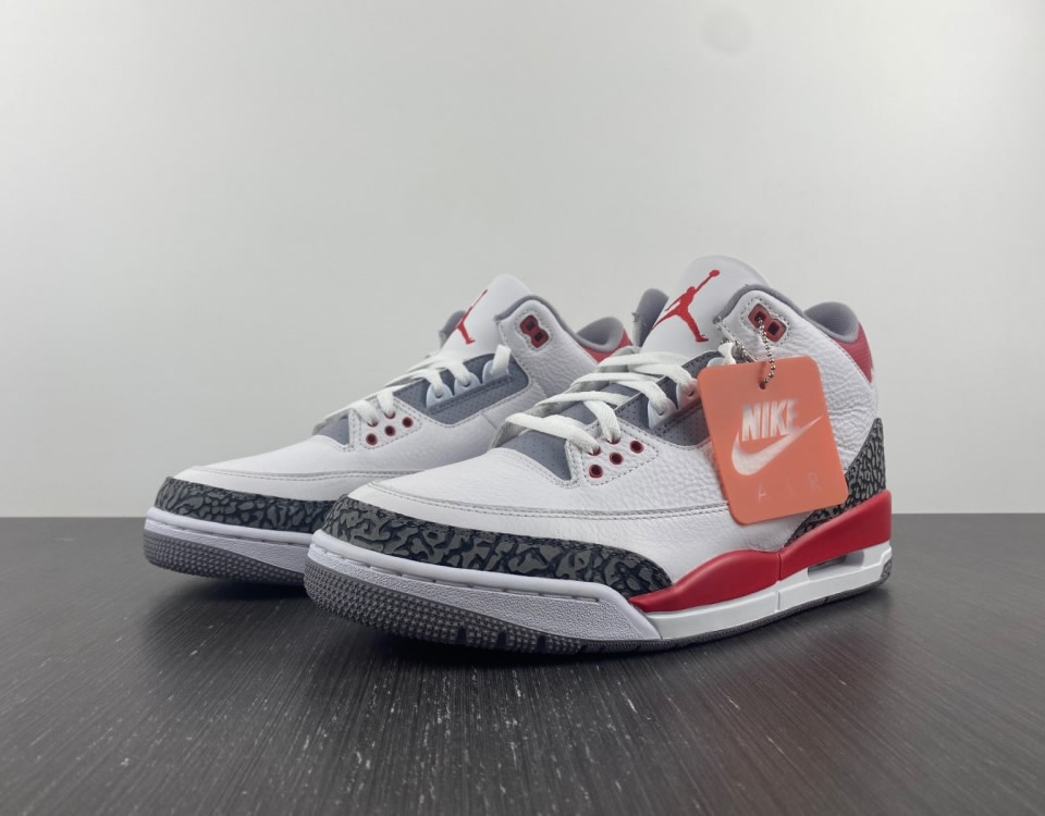 Air Jordan 3 Retro ‘Fire Red’ 2022 DN3707-160